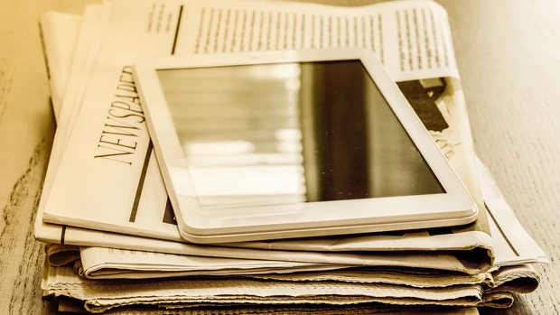 Crossmedia_Tablet_Print.jpg