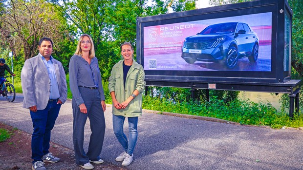 Peugeot_DOOH_SocialMedia.jpg