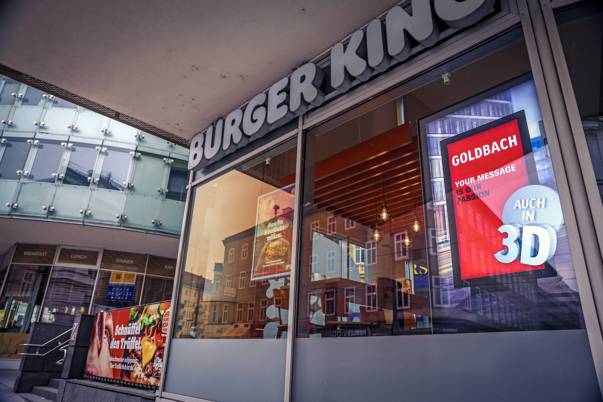 Goldbach_DOOH_BurgerKing_Ungargasse_ReneWallentin.jpg